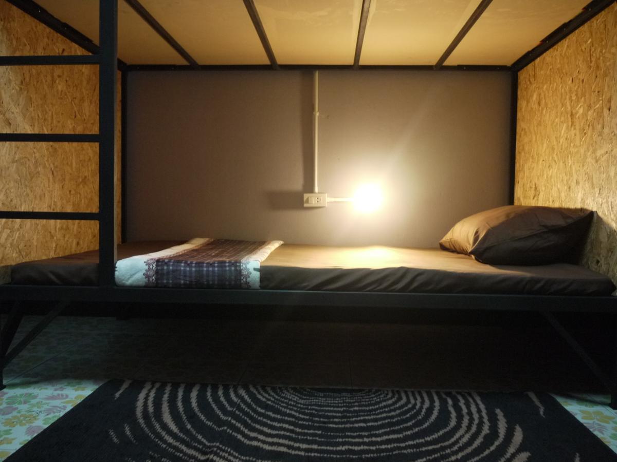 Bed in 8-Bed Mixed Dormitory Room